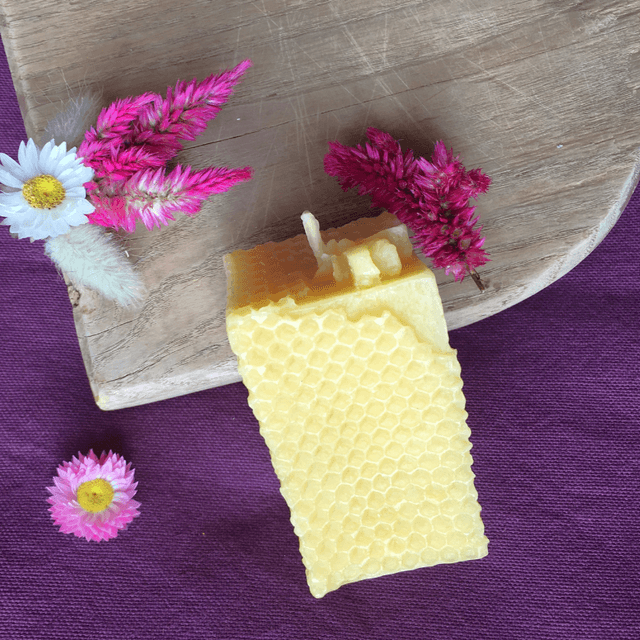 BOUGIE PILIER MOULE CUBE ALVEOLE ABEILLE EFFET GAUFRE 12.5 CM 